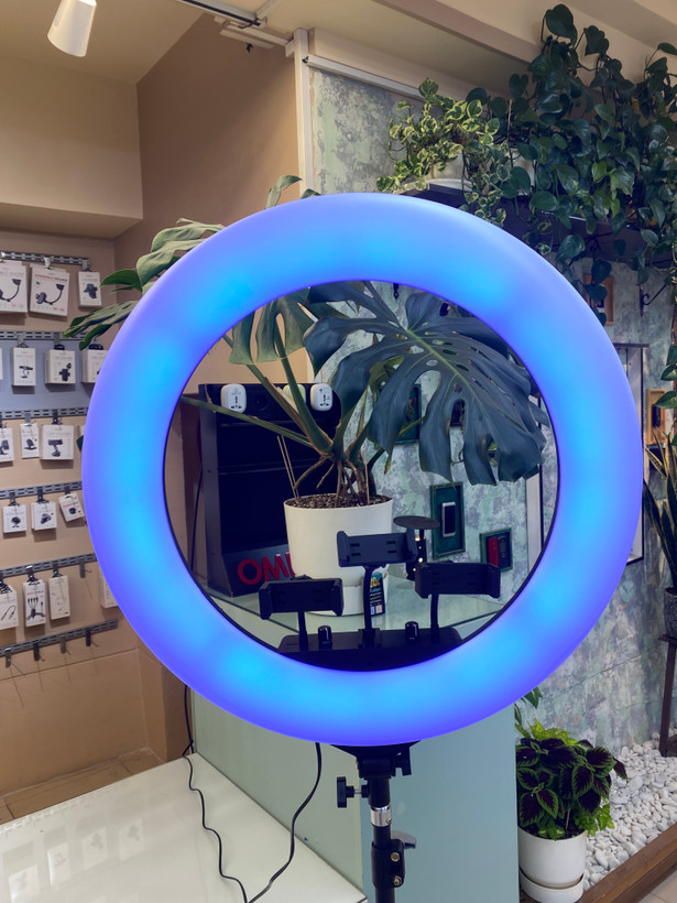 رینگ لایت آکو مدل AKO RGB-1 با قطر 22 اینچ